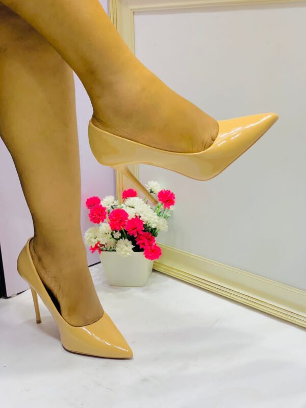 Gloss - Image 2