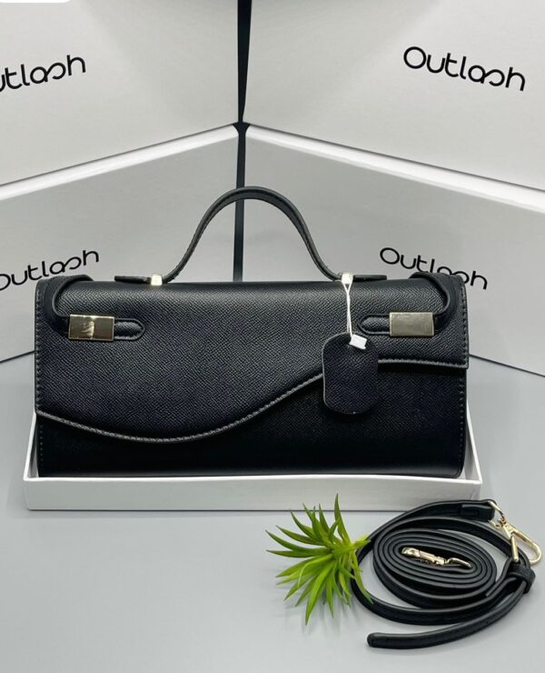 OUTLASH - Image 2